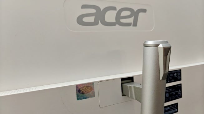 Aspire C27-195ES. [Acer]