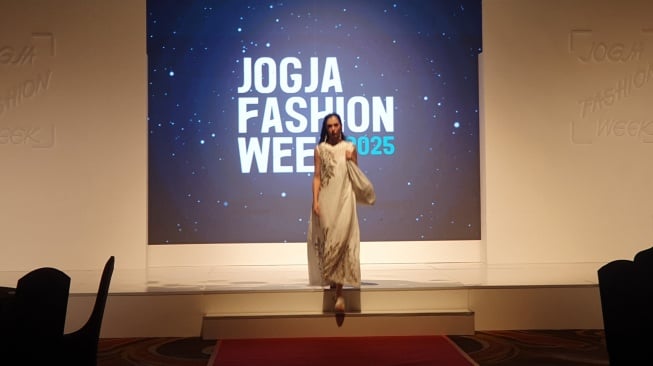 Efisiensi Anggaran Tak Surutkan Semangat, JFW 2025 Optimis Jadi Tren Fashion Indonesia