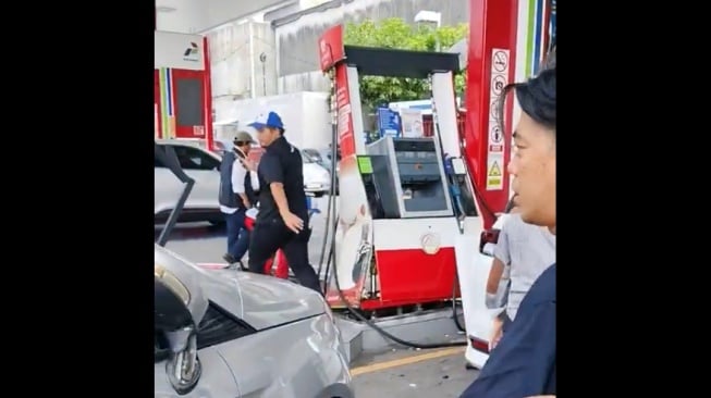 Dispenser di PSBU Hancur kena hantam pemobil (X)