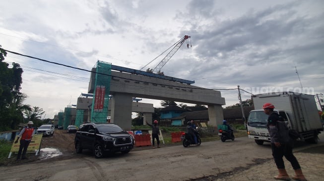 Ditinjau Gibran, Begini Progres Konstruksi Jalan Tol Jogja-Bawen