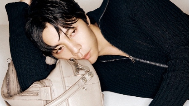 Selamat! Johnny NCT Terpilih Jadi Global Brand Ambassador Acne Studios