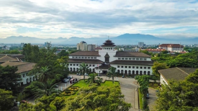 Kilas Sejarah: 3 Kebiasaan Masyarakat Bandung saat Ngabuburit Tempo Dulu