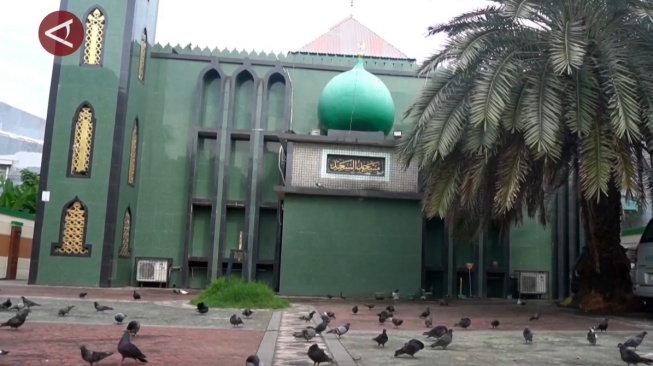 Unik! Masjid Arab di Tengah Pecinan Makassar, Jemaahnya Hanya Pria