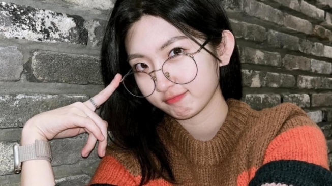 Youthful dan Effortless, 4 OOTD ala Park Se Hyun yang Bisa Jadi Inspirasi