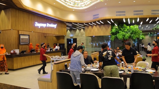 5 Restoran di Pesisir Jakarta untuk Buka Puasa Bersama Keluarga: Pagi Sore (Dok. Istimewa)
