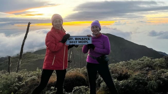 Persahabatan Lilie Wijayanti dan Elsa Laksono: 'Hiking Queen' Mulai Mendaki Bersama Sejak SMA