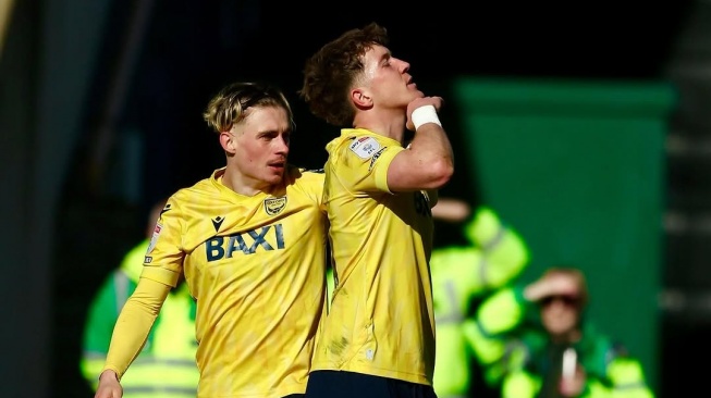Oxford United, tim yang diperkuat penyerang Timnas Indonesia, Ole Romeny berhasil mengalahkan tim papan atas Sheffield United dalam laga pekan ke-40 EFL Championships 2024/2025, Sabtu (5/4/2025). Tambahan tiga poin dari laga itu membuat Ole semakin bersemangat.. [Dok. IG/@/oleromeny]