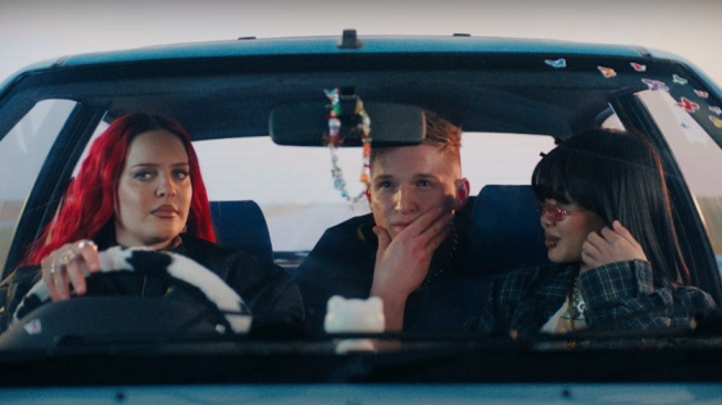 Sentuhan Komedi dalam MV Terbaru Anne-Marie, I Don't Like Your Boyfriend
