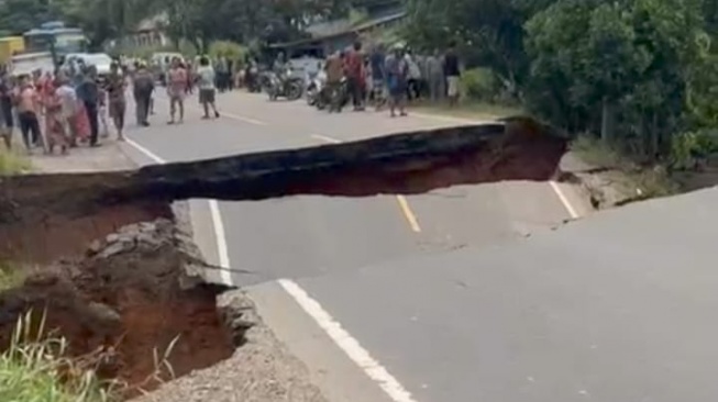 1.100 KK Terdampak Banjir, Bupati Dharmasraya Upayakan Normalisasi Batang Siat!