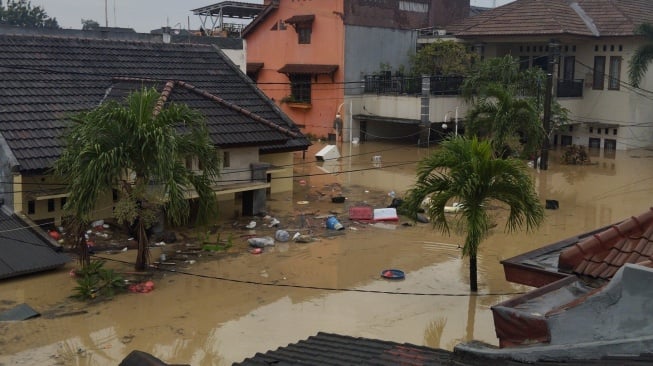 Banjir Bekasi terpantau dari kiriman warganet [X/ivelhap]