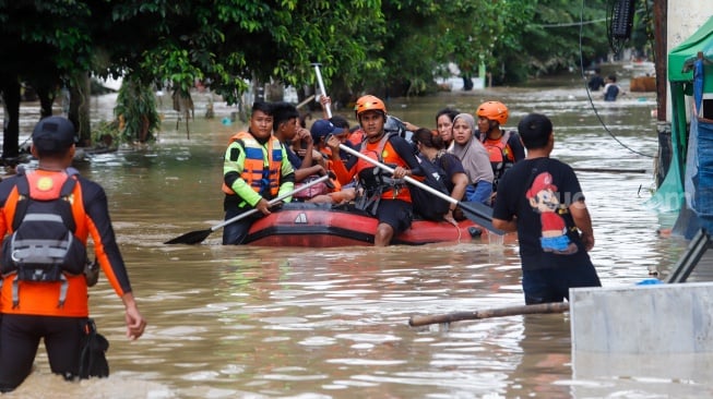 Bagaimana Korban dapat Tetap Aman selama Banjir Bekasi?