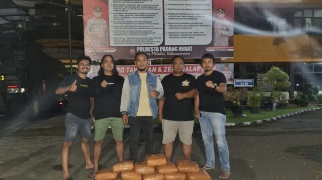 Polresta Padang Gagalkan Peredaran 28 Paket Besar Ganja Saat Buru Pelaku Curanmor, Begini Kronologinya