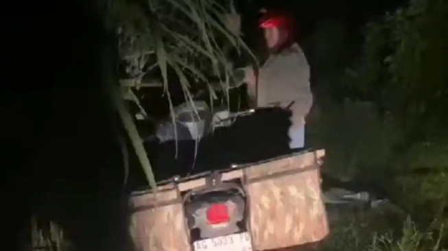 Lagi Asyik di Kebun Tebu, Pasangan Ini Kaget Digerebek Warga Blitar Setelah Tarawih