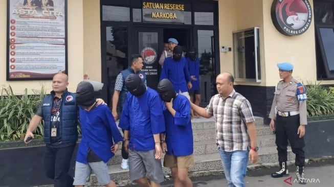 Pesta Sabu, Ketua Bawaslu Bandung Barat Diringkus Polres Cimahi