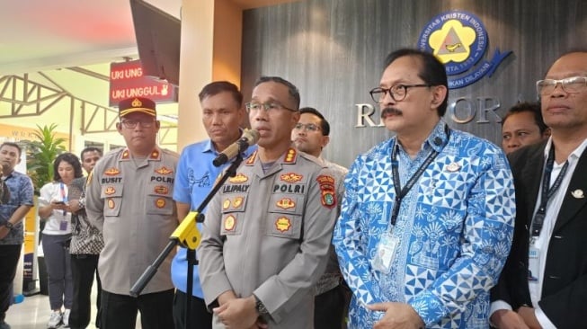 Kapolres Metro Jakarta Timur Kombes Pol Nicolas Ary Lilipaly di Universitas Kristen Indonesia (UKI) Cawang, Jakarta Timur, Jumat (7/3/2025). (ANTARA/Siti Nurhaliza)