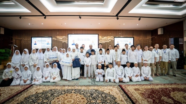 Raih Ketenangan, Banyak Kemenangan: Bank Mandiri Gelar Buka Puasa dan Santunan untuk 350 Anak Yatim