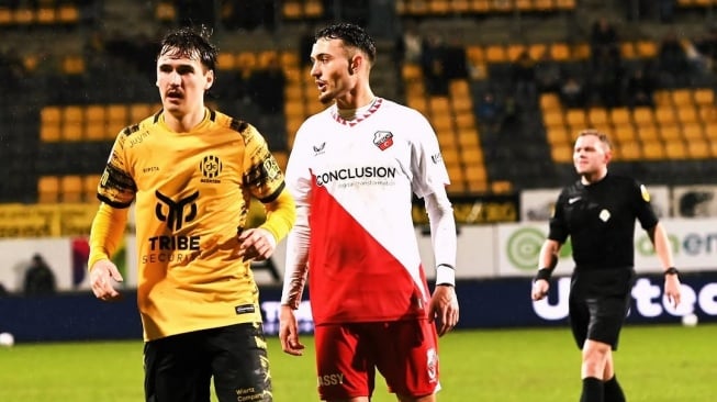 Gelandang Timnas Indonesia, Ivar Jenner saat membela Jong Utrecht. [Dok. IG Ivar Jenner]