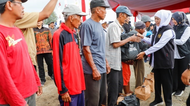 Petani padi dan palawija mengungkapkan rasa bahagia sekaligus mengucapkan terima kasih kepada Pemerintah Provinsi Jatim dan Pemkab Lumajang yang membangun dan menyelesaikan DAM Boreng (Dok: Pemprov Jatim)