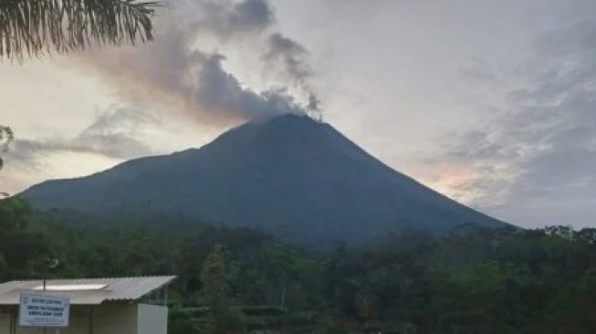 Intensitas Merapi Meningkat 134 Kali Lava Berguguran dalam Seminggu, Warga Diminta Waspada