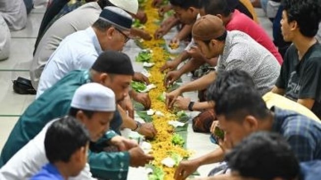 Jadwal Buka Puasa Kota Padang 10 Maret 2025, Jangan Sampai Salah Waktu!