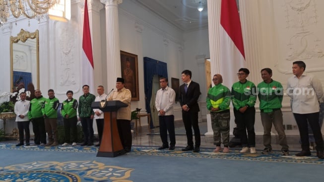 Prabowo Umumkan THR Ojol, Imbau Perusahaan Beri Bonus Uang Tunai