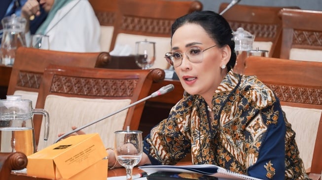 Legislator NasDem Dorong UU Penyiaran Lindungi Media Konvensional dari 'Comot' Konten Medsos!