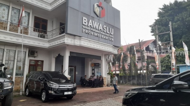 Suasana kantor Bawaslu Banten, Serang, Banten, Selasa, (11/3/2025). [ANTARA/Desi Purnama Sari]