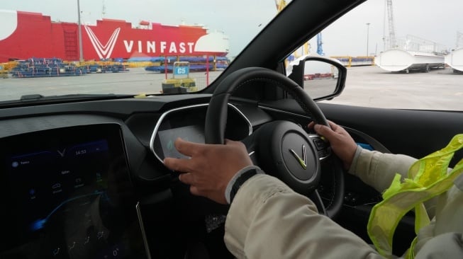 Upaya VinFast Dorong Transisi Mobil Listrik Lewat Pengisian Daya Gratis dan Jamin Harga Jual Kembali VF 3