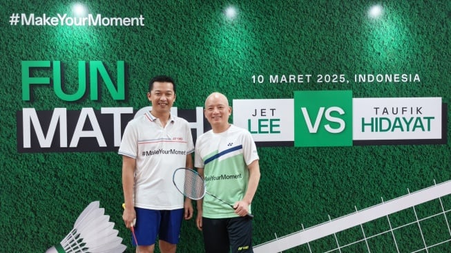 Jet Lee Gandeng Legenda Bulutangkis RI Taufik Hidayat di Fun Match Badminton