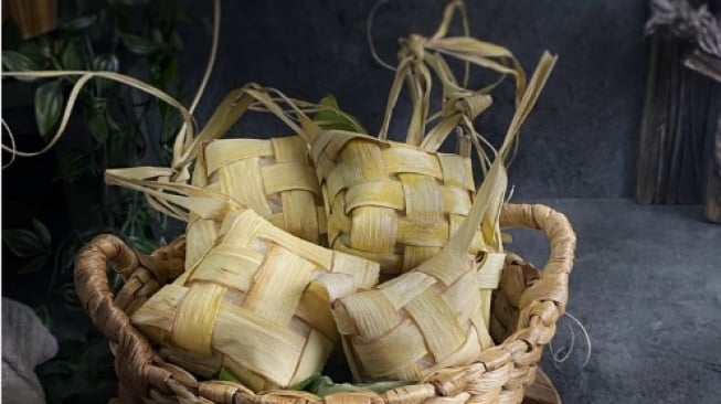 Ketupat, hidangan lebaran [pinterest]