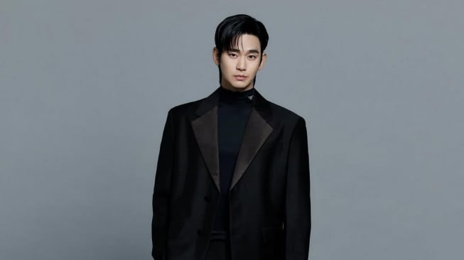 Kim Soo Hyun (Instagram/@soohyun_k216)