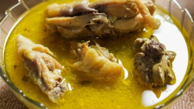 Cara memasak ayam kampung agar cepat empuk [shutterstock]