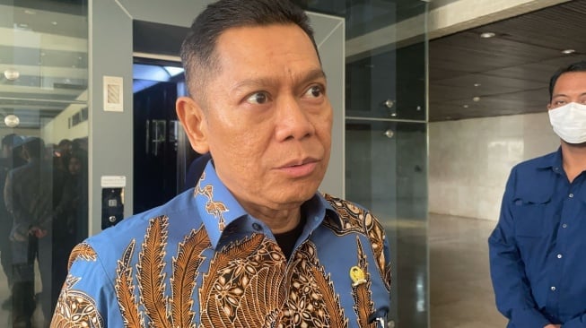 Wakil Ketua Umum DPP Partai Golkar, Adies Kadir. (Suara.com/Bagaskara)