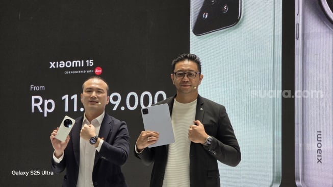 Peluncuran Xiaomi 15 dan Xiaomi 15 Ultra di Indonesia yang digelar di Gandaria City, Jakarta, Kamis (13/3/2025). [Suara.com/Dicky Prastya]