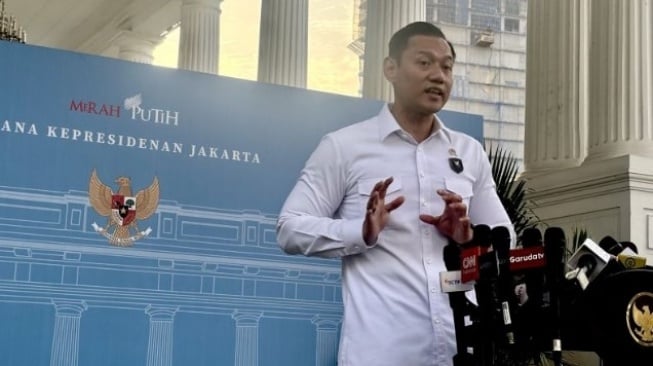 Agus Harimurti Yudhoyono Evaluasi Pembangkit Listrik Tenaga Sampah di Kota Makassar