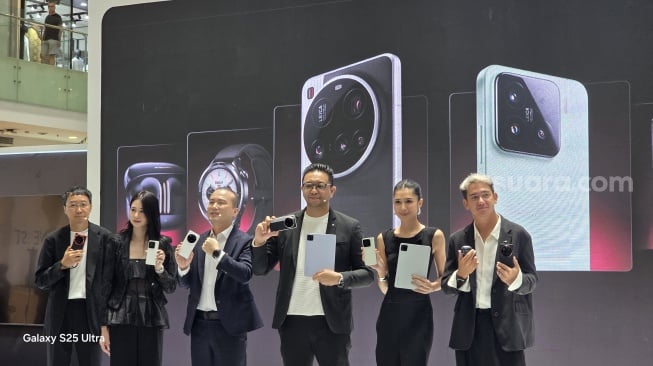 Peluncuran Xiaomi 15 dan Xiaomi 15 Ultra di Indonesia yang digelar di Gandaria City, Jakarta, Kamis (13/3/2025). [Suara.com/Dicky Prastya]