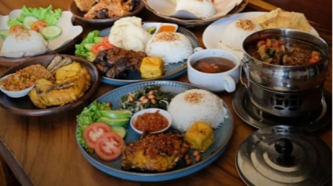 6 Tempat Bukber di Bandung yang Murah, Enak, dan Banyak Diskon!