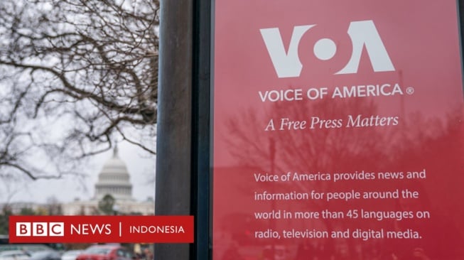 Mengapa Trump Bekukan Voice of America: 1.300 Pekerja Diperintah Ambil Cuti