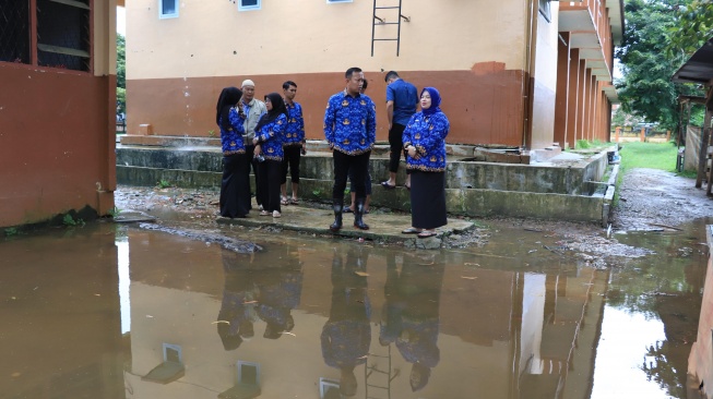 Palembang masih dikepung banjir, sekolah digelar secara daring