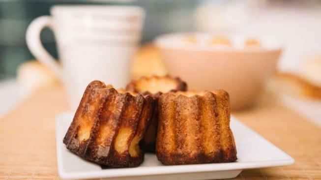 Lagi Viral! Fakta Unik Kue Canele Asal Prancis, Rasanya Mirip Apem?