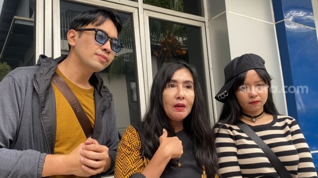 Sudah Bawa Kue Ulang Tahun, Tessa Mariska Gagal Bertemu Nikita Mirzani di Tahanan