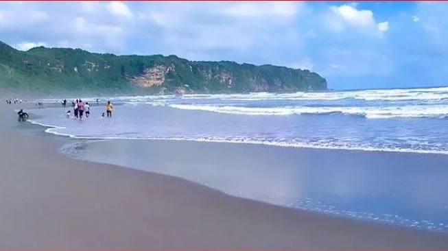 Daftar Pantai di Jogja Untuk Libur Lebaran 2025 Beserta Harga Tiketnya