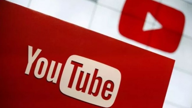 Ilustrasi - Cara Aman Cari Cuan Lewat YouTube.  (REUTERS/Lucy Nicholson)