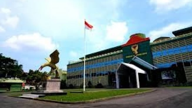 Gedung Kodam II Sriwijaya. Berikut pernyataan Kodam II Sriwijaya soal keberadaan anggota TNI di arena sabung ayam.