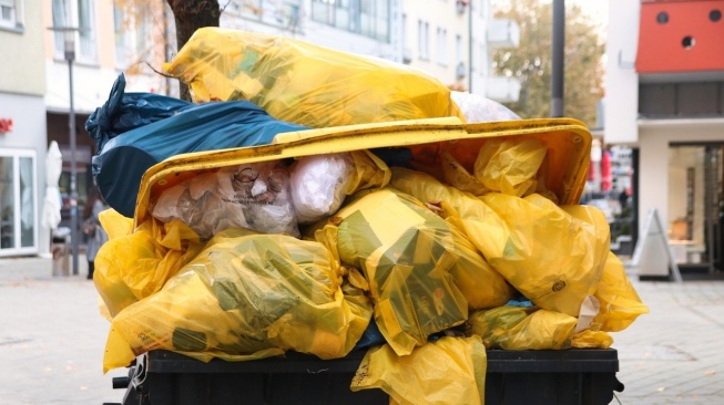 Ilustrasi tumpukan sampah: Wali Kota Yogyakarta Hasto Wardoyo tak menampik ada potensi penambahan produksi sampah di kota gudeg selama libur Lebaran mendatang. Kenaikan itu diprediksi bisa mencapai lebih kurang 20 persen dari jumlah produksi harian. (Pixabay)