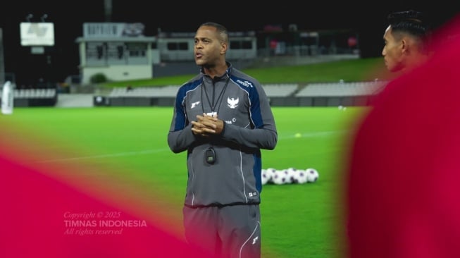 Latihan perdana Patrick Kluivert jelang laga Australia vs timnas Indonesia di Kualifikasi Piala Dunia 2026, Kamis (20/3/2025) di Sydney Football Stadium. (Dok. PSSI)