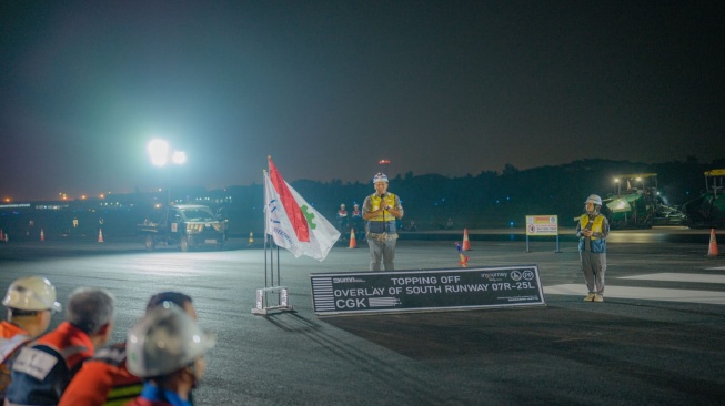 Hampir Rampung, Pembangunan Overlay Runway Selatan Bandara Soetta Capai 83,98 Persen