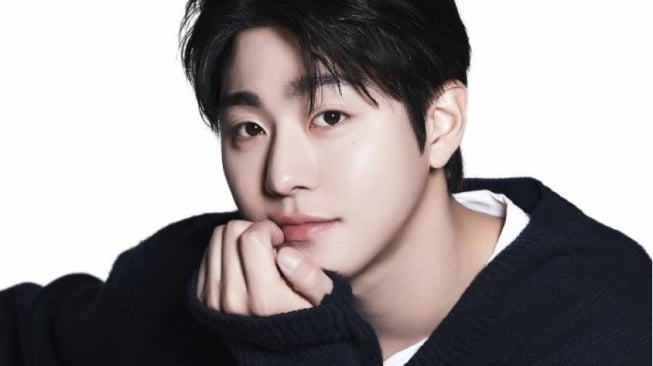 Ahn Hyo Seop Dapat Tawaran Peran Utama di Drama Romcom 'Today, Sold Out'