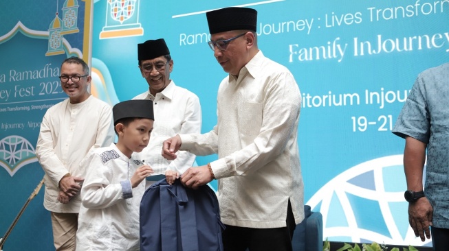 InJourney Airports Salurkan Ribuan Paket Sembako ke Masyarakat di Sekitar 37 Bandara