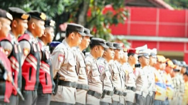 Personel kepolisian. (ANTARA/HO-Pemkab Purwakarta)